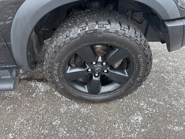 RAM 1500 Classic Tradesman Crew Cab SWB 4WD 2019