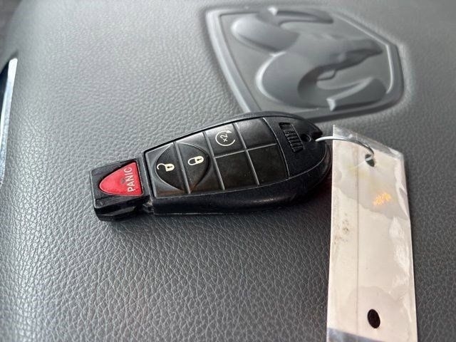 RAM 1500 Classic Tradesman Crew Cab SWB 4WD 2019