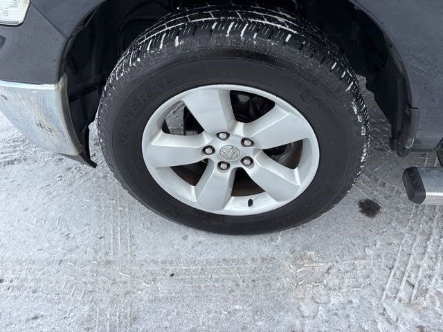 RAM 1500 SLT Crew Cab SWB 4WD 2017