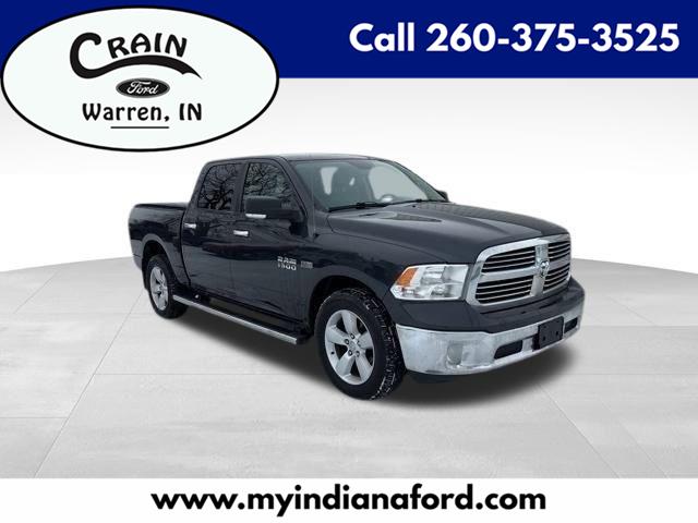 RAM 1500 SLT Crew Cab SWB 4WD 2017