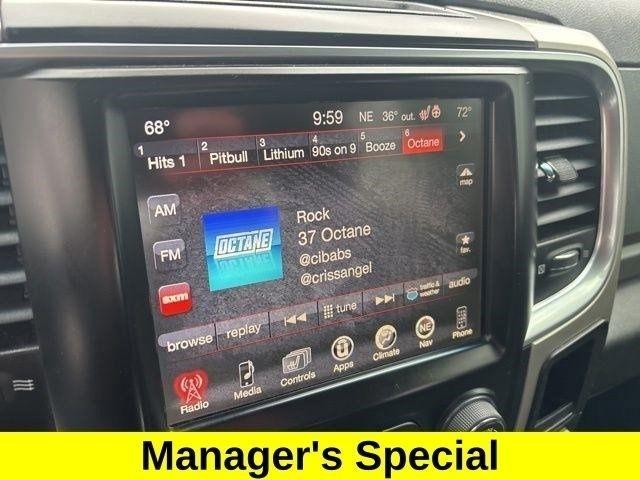 RAM 1500 SLT Crew Cab 4WD 2017