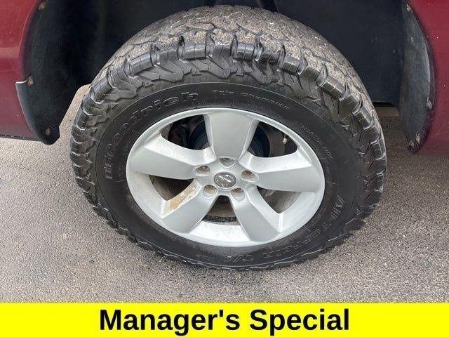 RAM 1500 SLT Crew Cab 4WD 2017