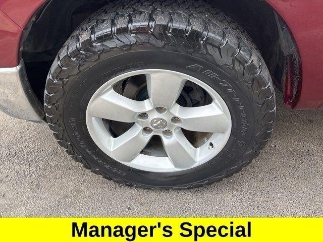 RAM 1500 SLT Crew Cab 4WD 2017