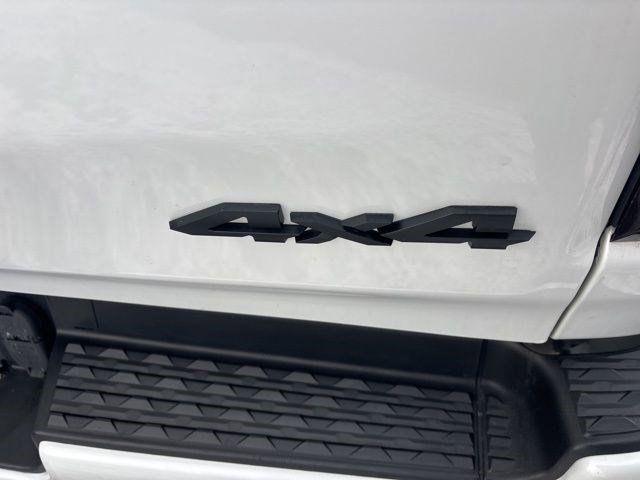 RAM 1500 Laramie Crew Cab 4WD 2021