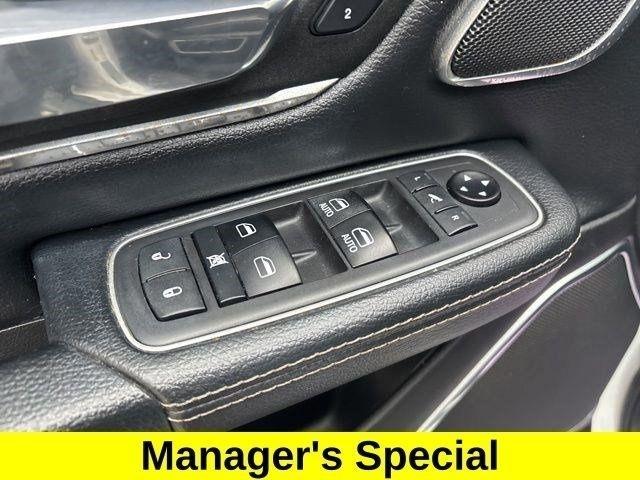 RAM 1500 Laramie Crew Cab 4WD 2021