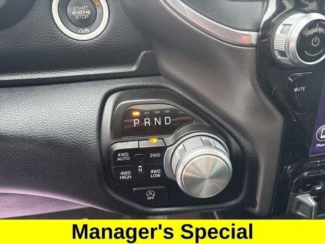 RAM 1500 Laramie Crew Cab 4WD 2021