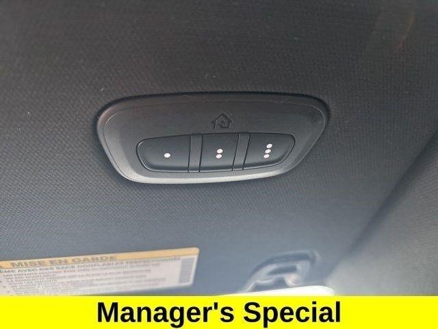 RAM 1500 Laramie Crew Cab 4WD 2021