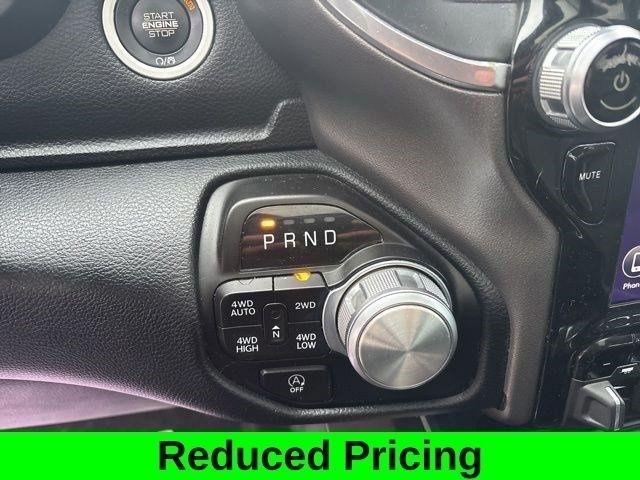 RAM 1500 Laramie Crew Cab 4WD 2021