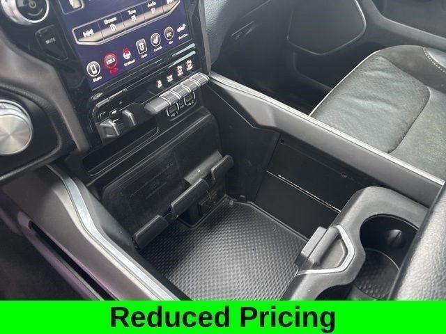 RAM 1500 Laramie Crew Cab 4WD 2021