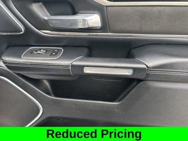 RAM 1500 Laramie Crew Cab 4WD 2021