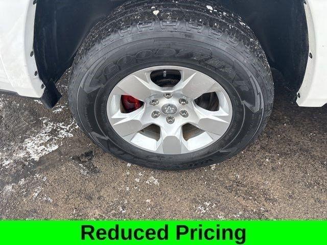 RAM 1500 Laramie Crew Cab 4WD 2021