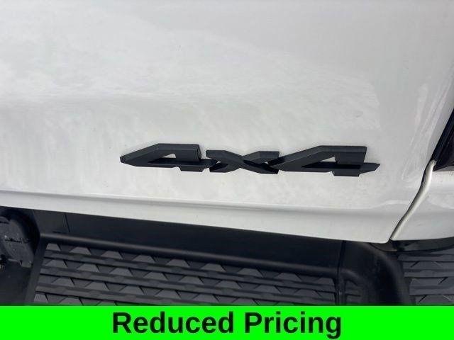 RAM 1500 Laramie Crew Cab 4WD 2021