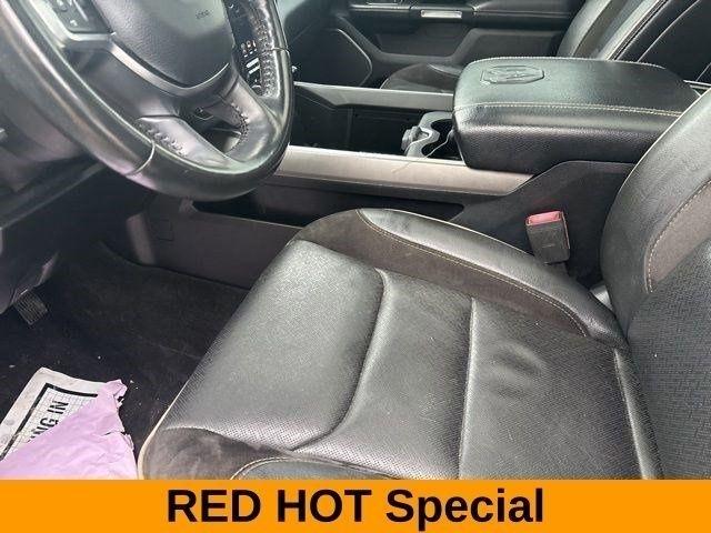RAM 1500 Laramie Crew Cab 4WD 2021