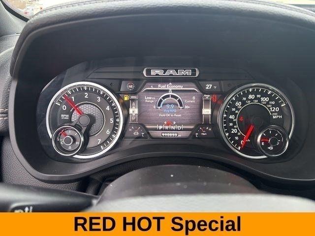 RAM 1500 Laramie Crew Cab 4WD 2021