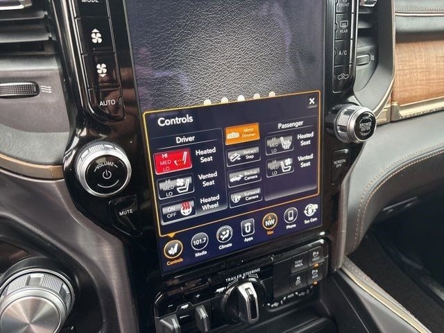 RAM 1500 Longhorn Crew Cab LWB 4WD 2021