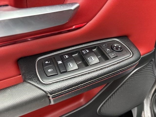 RAM 1500 Rebel Crew Cab SB 4WD 2019