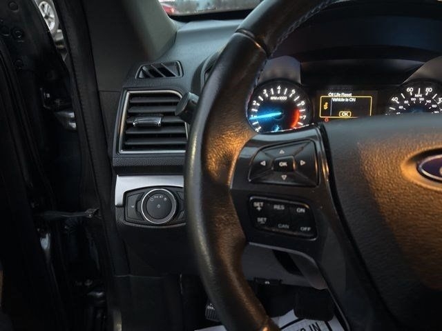 Ford Explorer XLT 4WD 2018
