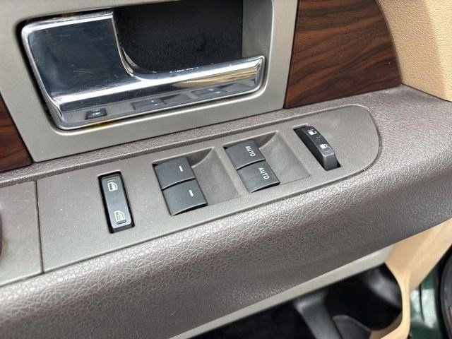 Ford F-150 Lariat SuperCrew 5.5-ft. Bed 4WD 2012