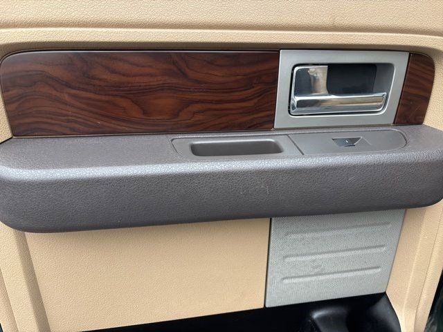 Ford F-150 Lariat SuperCrew 5.5-ft. Bed 4WD 2012