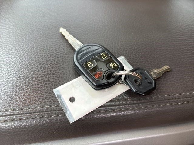 Ford F-150 Lariat SuperCrew 5.5-ft. Bed 4WD 2012