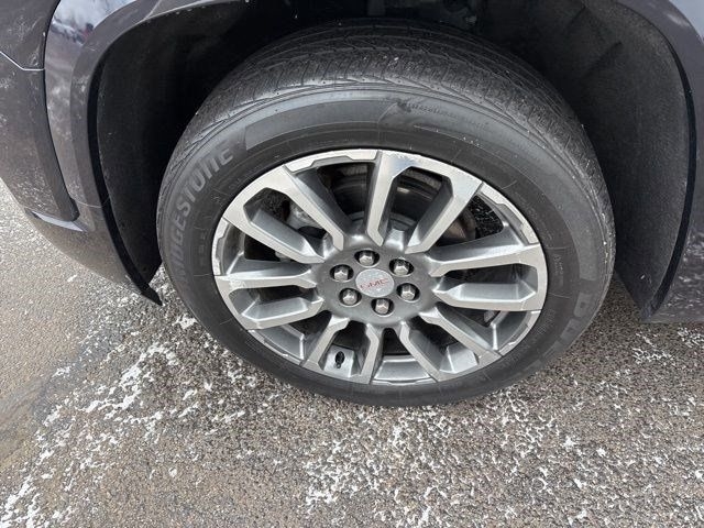 GMC Acadia Denali 2021