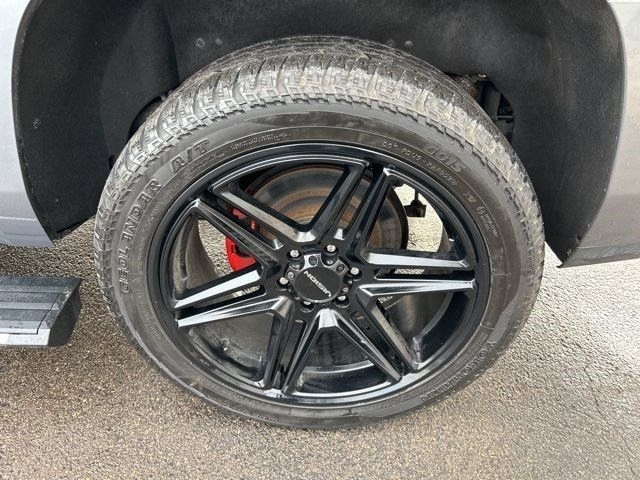 GMC Yukon Denali 4WD 2019