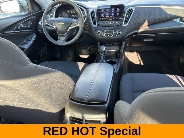 Chevrolet Malibu  2024