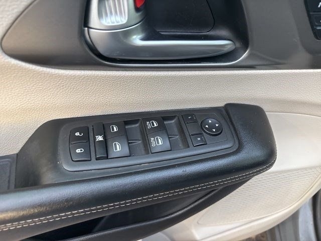 Chrysler Pacifica Hybrid Touring L 2022