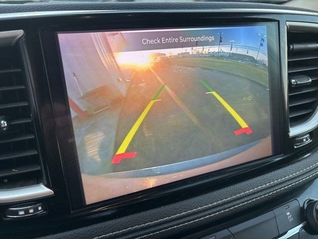 Chrysler Pacifica Hybrid Touring L 2022