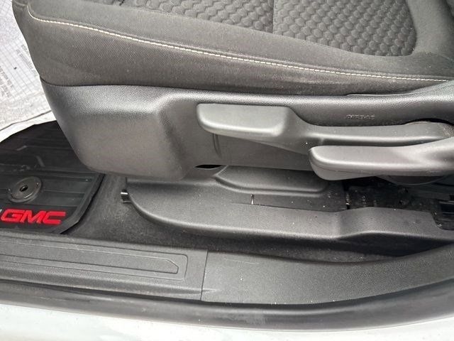 GMC Acadia SLE-1 FWD 2019