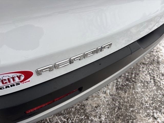 GMC Acadia SLE-1 FWD 2019