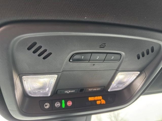 Chevrolet Traverse LT Cloth FWD 2023