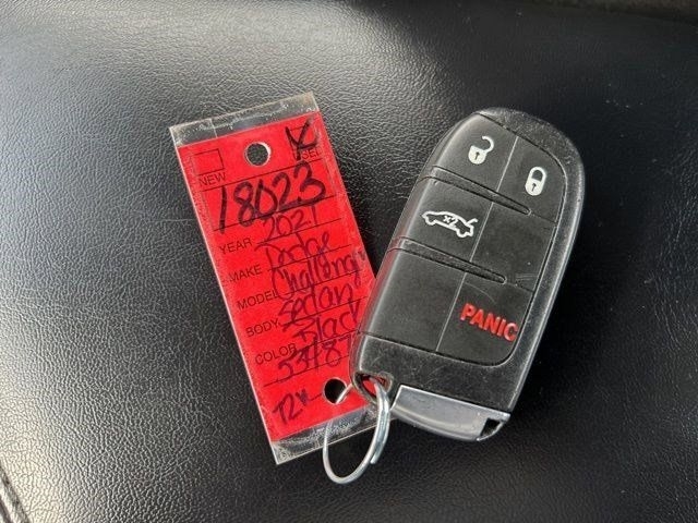 Dodge Challenger SXT AWD 2021