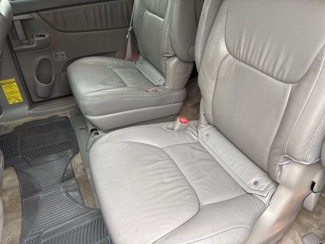 Toyota Sienna XLE AWD 2009