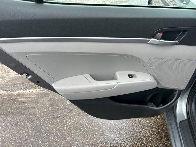 Hyundai Elantra SE 2019