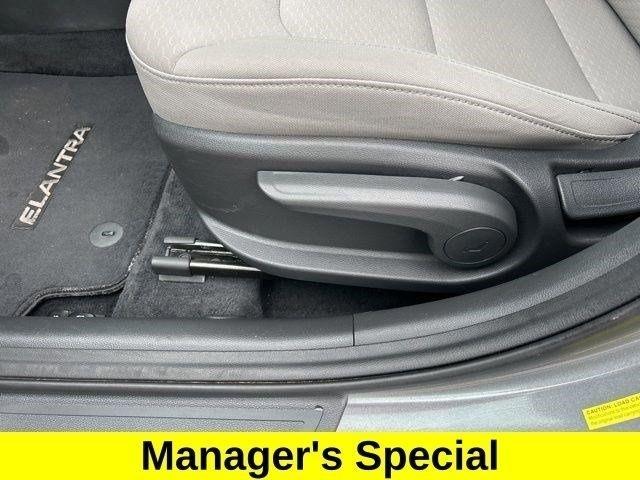 Hyundai Elantra SE 2019