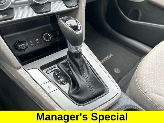 Hyundai Elantra SE 2019