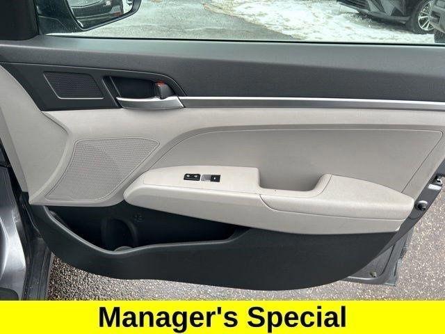 Hyundai Elantra SE 2019