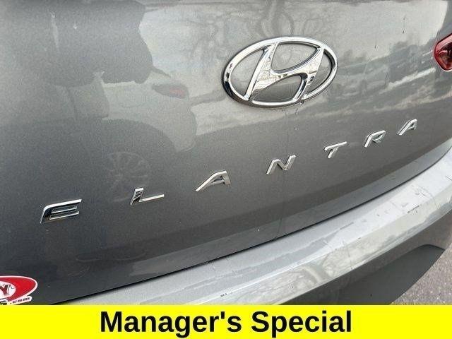 Hyundai Elantra SE 2019