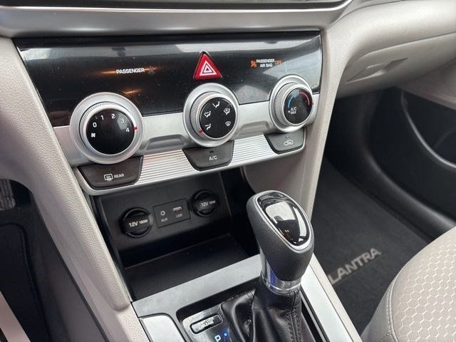 Hyundai Elantra SE 2019