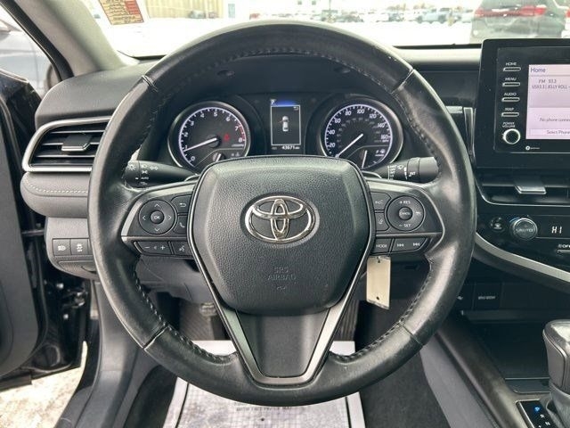 Toyota Camry SE 2022