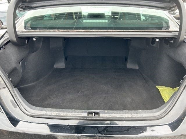 Toyota Camry SE 2022