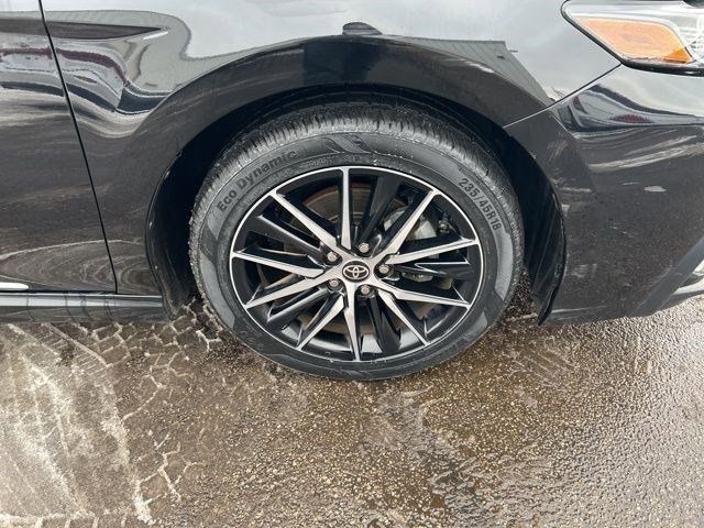 Toyota Camry SE 2022