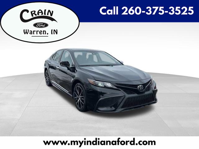 Toyota Camry SE 2022