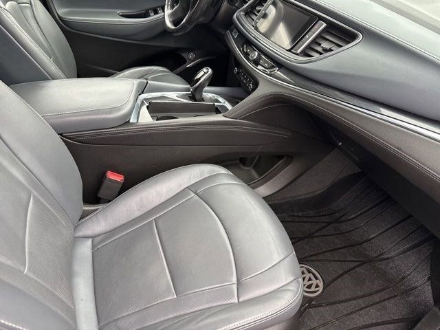 Buick Enclave Essence AWD 2019