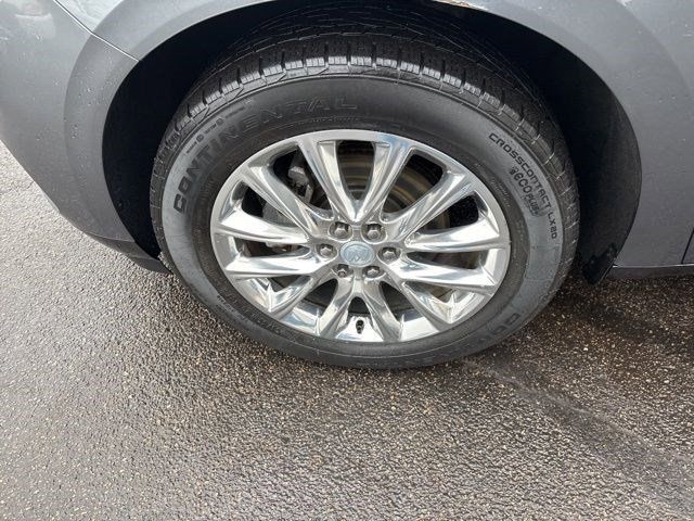 Buick Enclave Essence AWD 2019