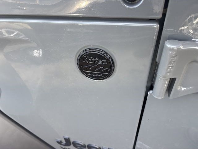 Jeep Wrangler Unlimited Willys Sport 2021