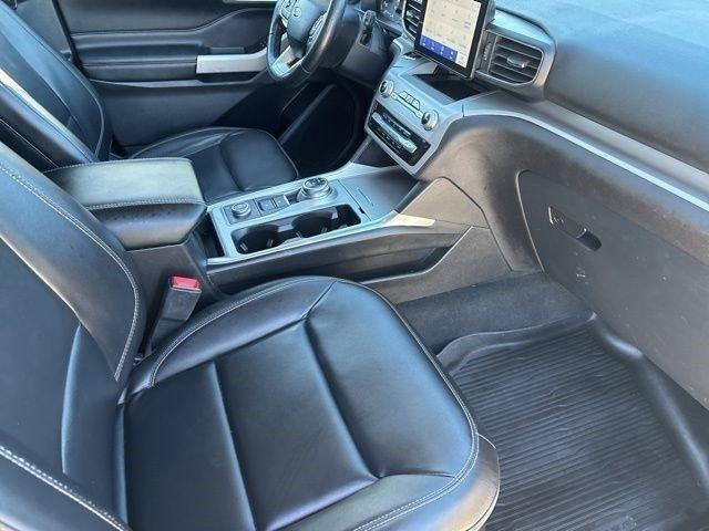 Ford Explorer XLT 4WD 2023