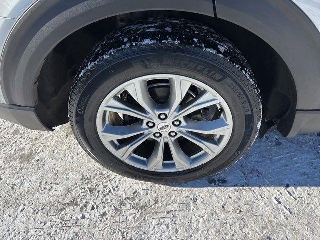 Ford Explorer XLT 4WD 2023