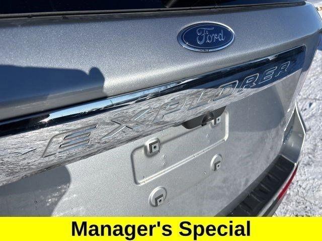 Ford Explorer XLT 4WD 2023